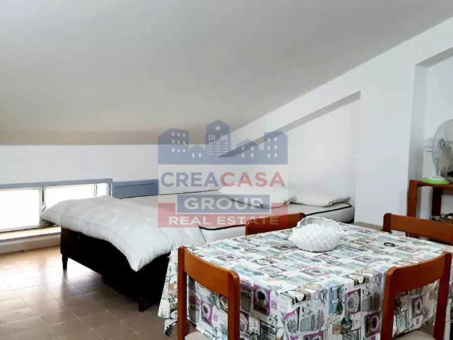 Immagine 29 di Appartamento in vendita  in via regina Elena a Francavilla Di Sicilia