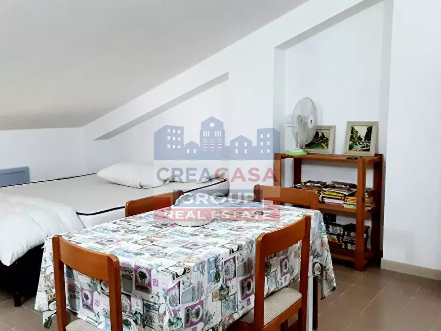 Immagine 30 di Appartamento in vendita  in via regina Elena a Francavilla Di Sicilia