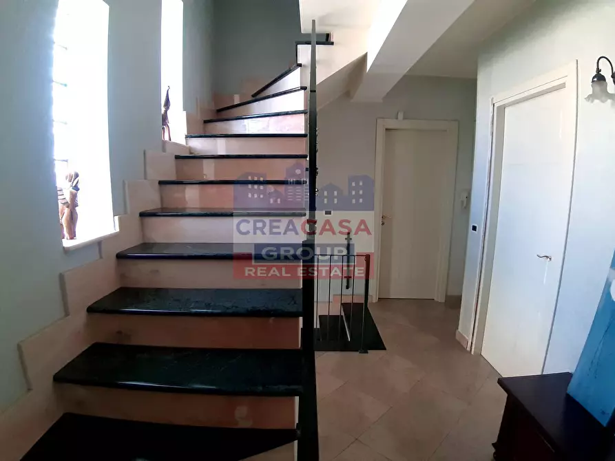 Immagine 23 di Villa in vendita  in Via Paolo Borsellino a Gaggi