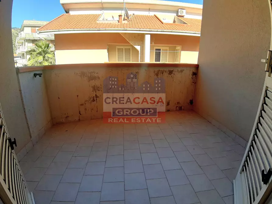 Immagine 26 di Villa in vendita  in Via Paolo Borsellino a Gaggi