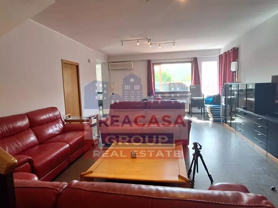 Immagine 5 di Villa in vendita  in VIA TROPEA a Aci Sant'antonio