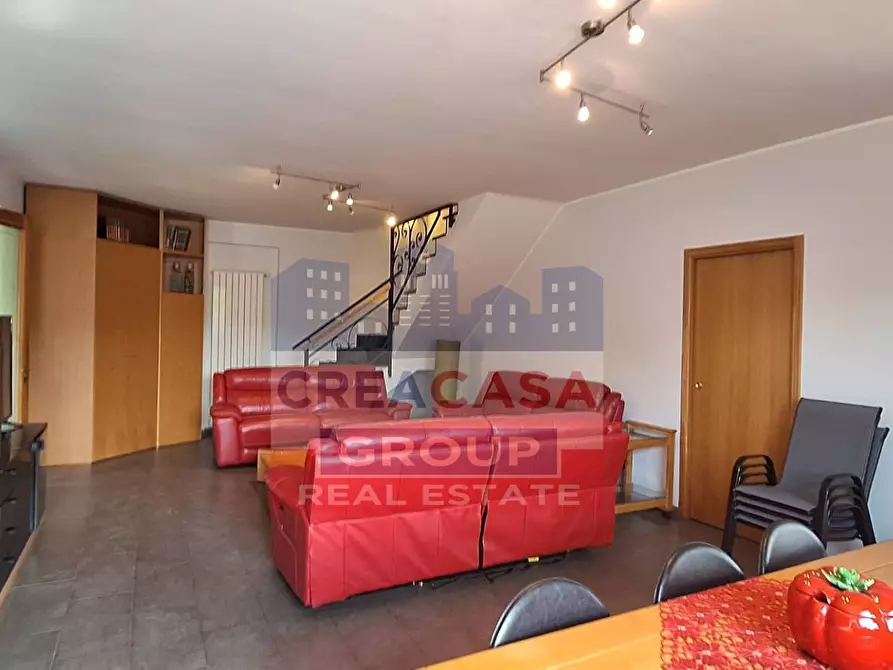 Immagine 7 di Villa in vendita  in VIA TROPEA a Aci Sant'antonio