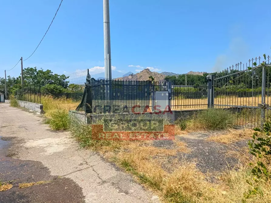 Immagine 1 di Terreno agricolo in vendita  in Via Cannizzoli a Giardini-Naxos