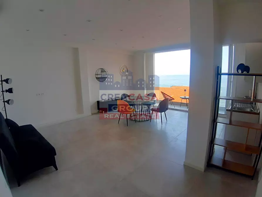 Immagine 25 di Appartamento in vendita  in via Vittorio Emanuele Terzo a Giardini-Naxos