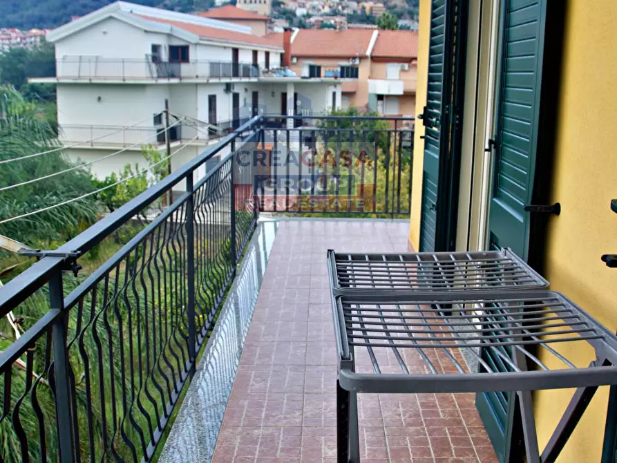 Immagine 17 di Appartamento in vendita  in via delle rose a Gaggi