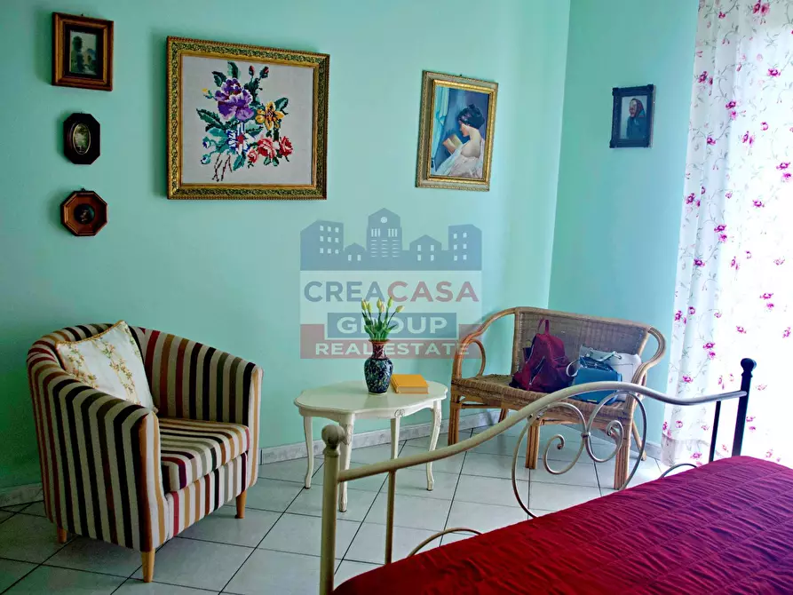 Immagine 7 di Appartamento in vendita  in via delle rose a Gaggi