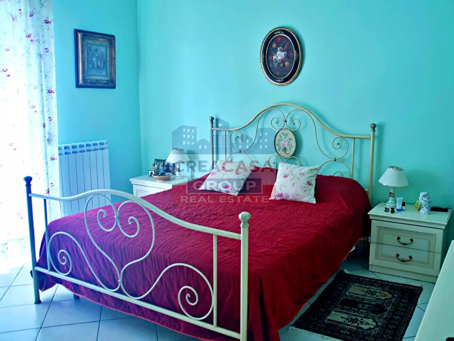 Immagine 6 di Appartamento in vendita  in via delle rose a Gaggi