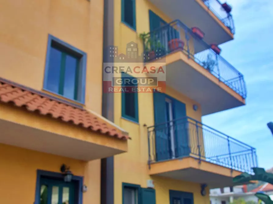 Immagine 22 di Appartamento in vendita  in via delle rose a Gaggi