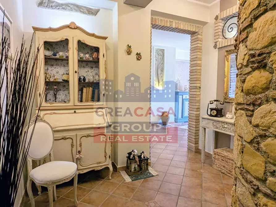 Immagine 10 di Appartamento in vendita  in Enrico Berlinguer a Gaggi