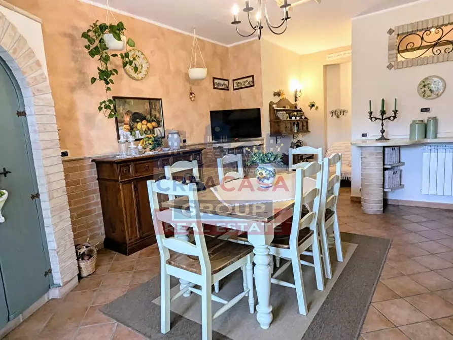 Immagine 22 di Appartamento in vendita  in Enrico Berlinguer a Gaggi