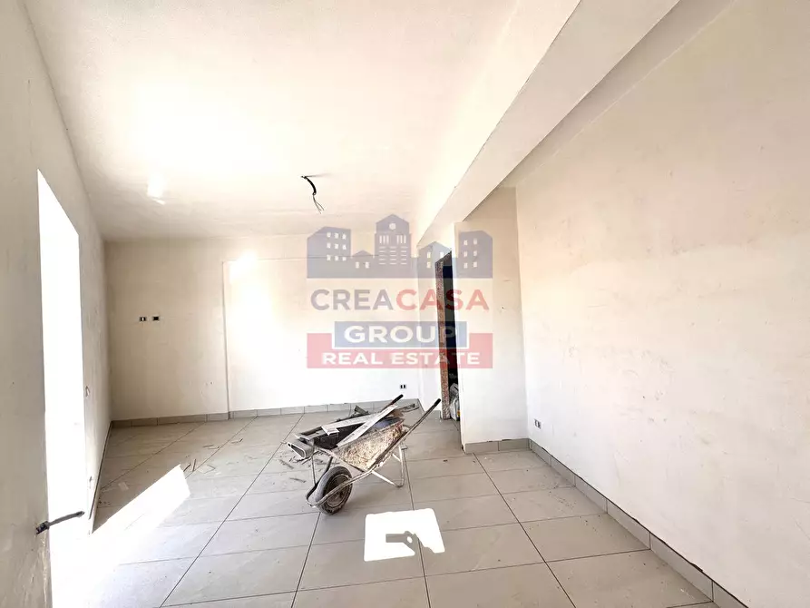 Immagine 10 di Appartamento in vendita  in Via Erice a Giardini-Naxos