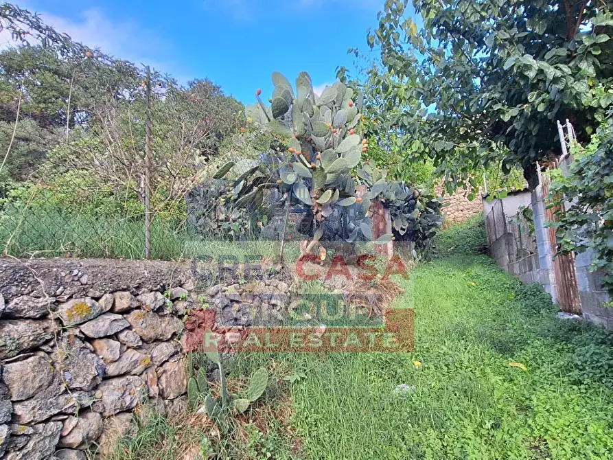 Immagine 2 di Terreno residenziale in vendita  a Graniti