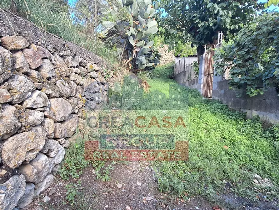 Immagine 6 di Terreno residenziale in vendita  a Graniti