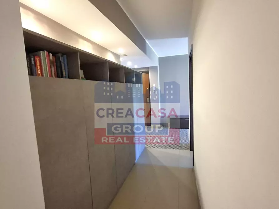 Immagine 8 di Appartamento in vendita  in Via Ischia a Giardini-Naxos