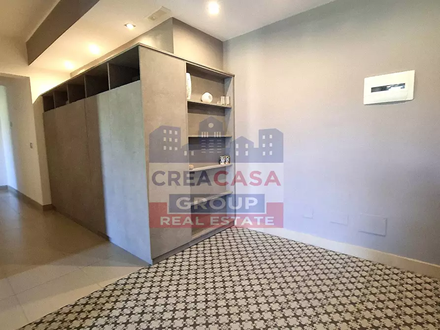 Immagine 3 di Appartamento in vendita  in Via Ischia a Giardini-Naxos