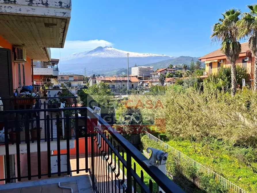 Immagine 11 di Appartamento in vendita  in Via Ischia a Giardini-Naxos