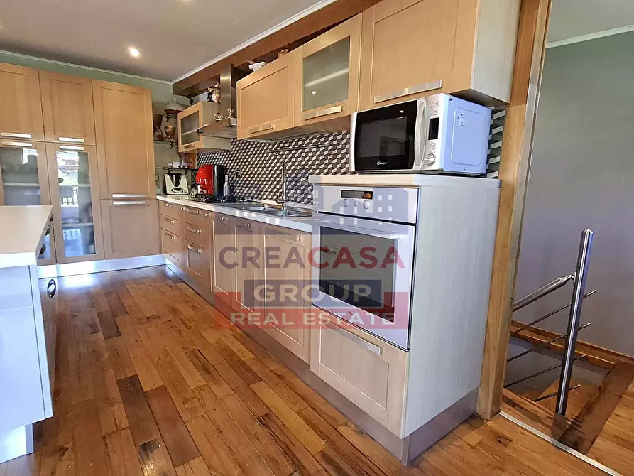 Immagine 20 di Appartamento in vendita  in Via Ischia a Giardini-Naxos