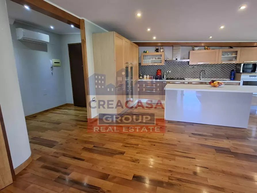 Immagine 21 di Appartamento in vendita  in Via Ischia a Giardini-Naxos