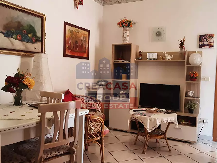 Immagine 14 di Appartamento in affitto  a Giardini-Naxos