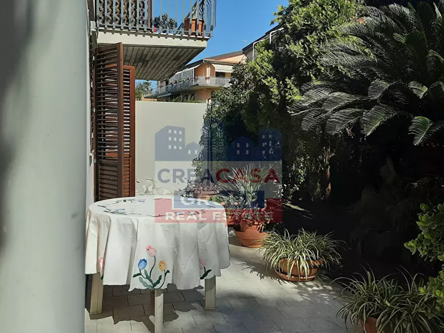 Immagine 18 di Appartamento in affitto  a Giardini-Naxos