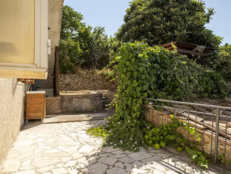 Immagine 20 di Casa semindipendente in vendita  in Via Tevere a Attigliano