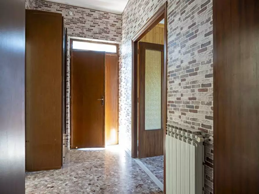 Immagine 29 di Casa semindipendente in vendita  in Via Tevere a Attigliano