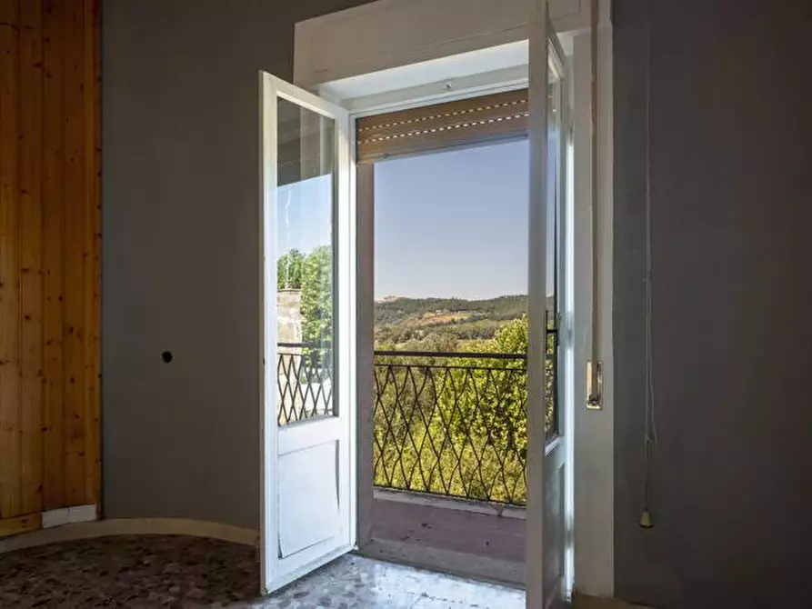 Immagine 30 di Casa semindipendente in vendita  in Via Tevere a Attigliano