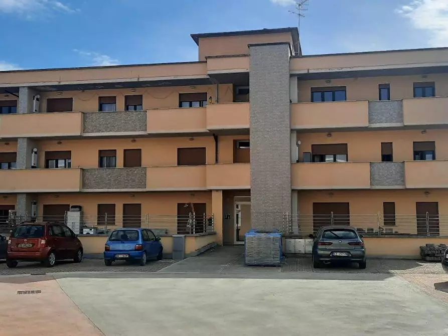 Immagine 30 di Appartamento in vendita  in Via Cesare Battisti a Attigliano