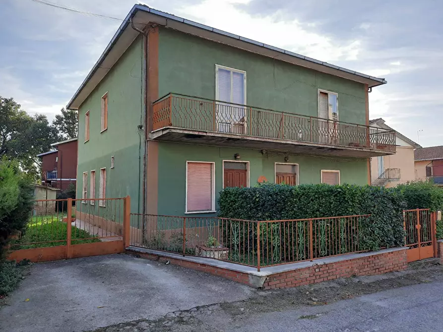 Immagine 1 di Casa indipendente in vendita  in Sipicciano - Via Vittorio Veneto a Graffignano