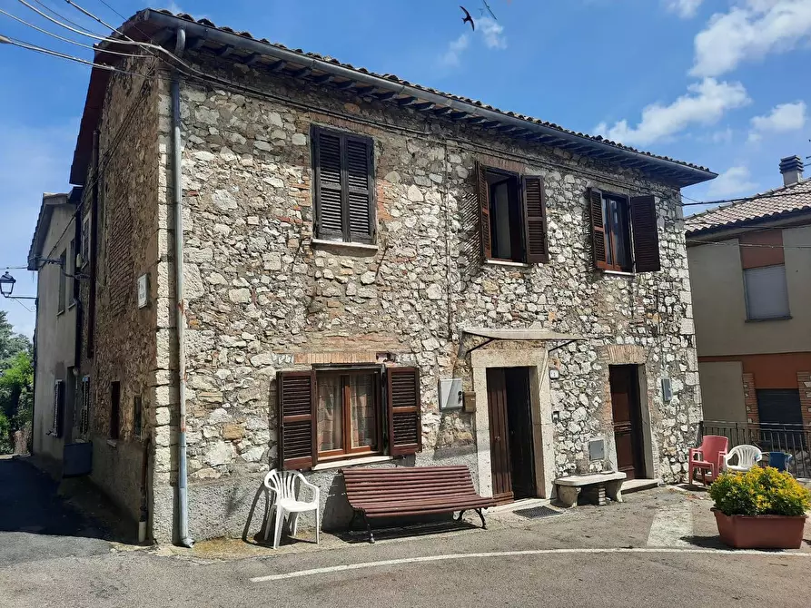 Immagine 4 di Appartamento in vendita  in Piazza della Porta Nova a Montecchio