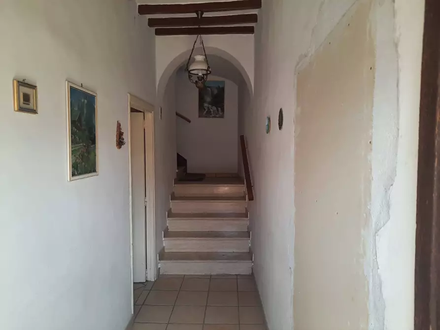 Immagine 3 di Appartamento in vendita  in Piazza della Porta Nova a Montecchio