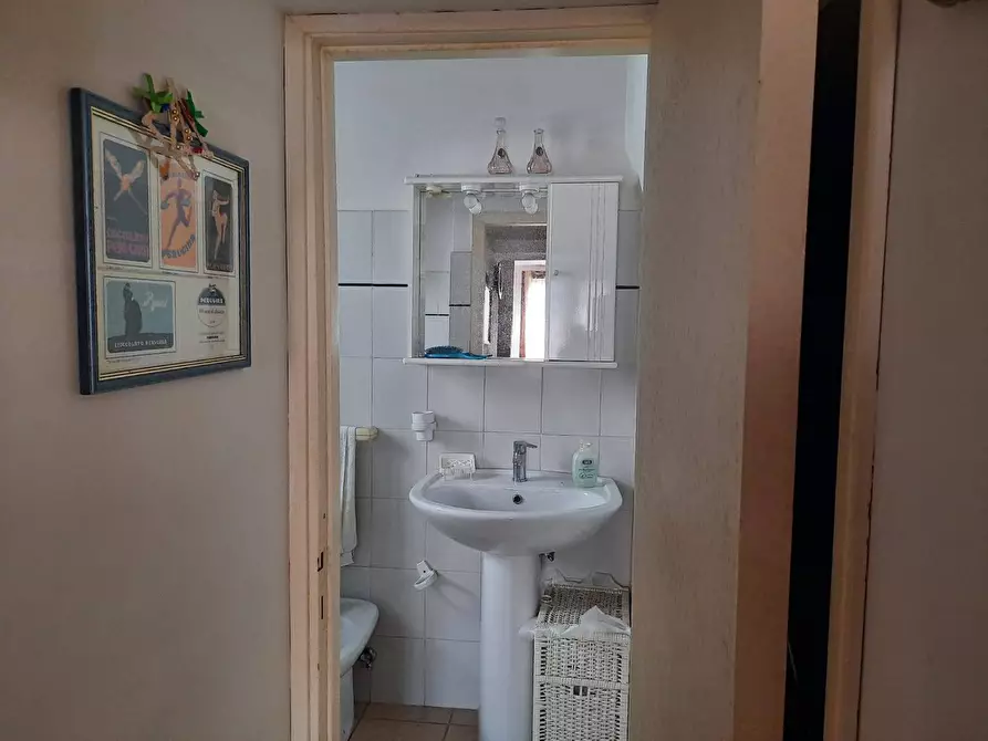 Immagine 10 di Appartamento in vendita  in Piazza della Porta Nova a Montecchio