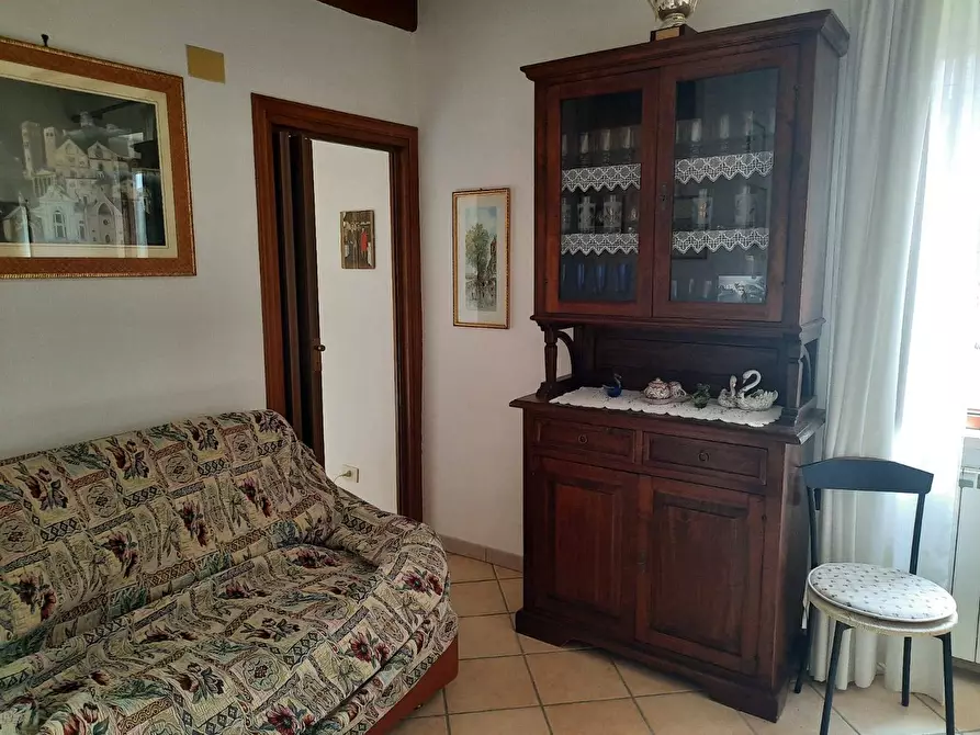 Immagine 18 di Appartamento in vendita  in Piazza della Porta Nova a Montecchio