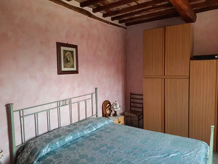 Immagine 28 di Appartamento in vendita  in Piazza della Porta Nova a Montecchio