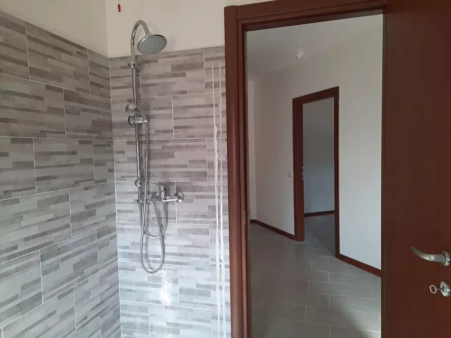 Immagine 27 di Appartamento in vendita  in Via Salvador Allende a Attigliano