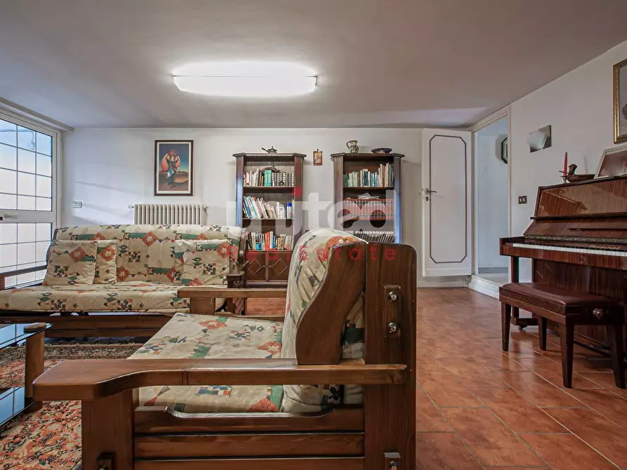 Immagine 24 di Villetta a schiera in vendita  in Viale Gorgia Di Leontini a Roma