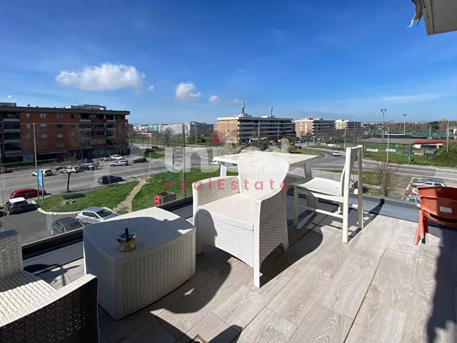 Immagine 12 di Appartamento in vendita  in via di macchia saponara a Roma