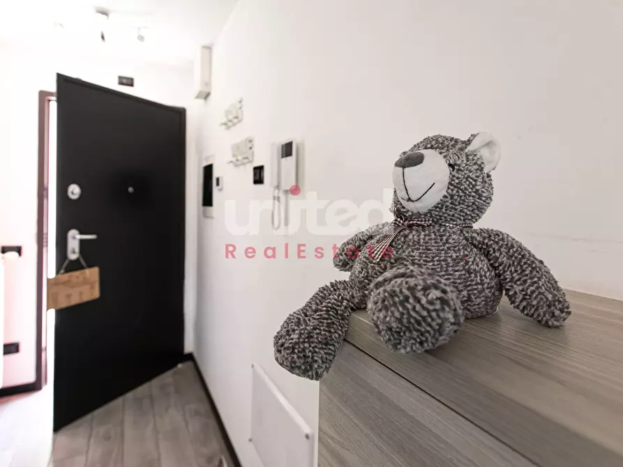 Immagine 8 di Appartamento in vendita  in via di macchia saponara a Roma