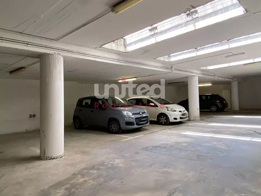 Immagine 22 di Appartamento in vendita  in via di macchia saponara a Roma