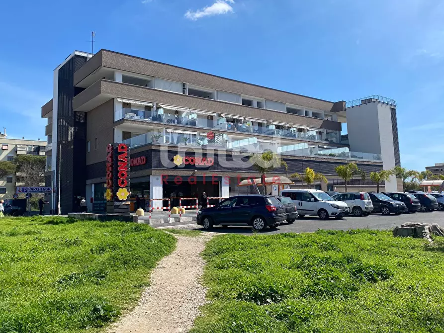 Immagine 24 di Appartamento in vendita  in via di macchia saponara a Roma