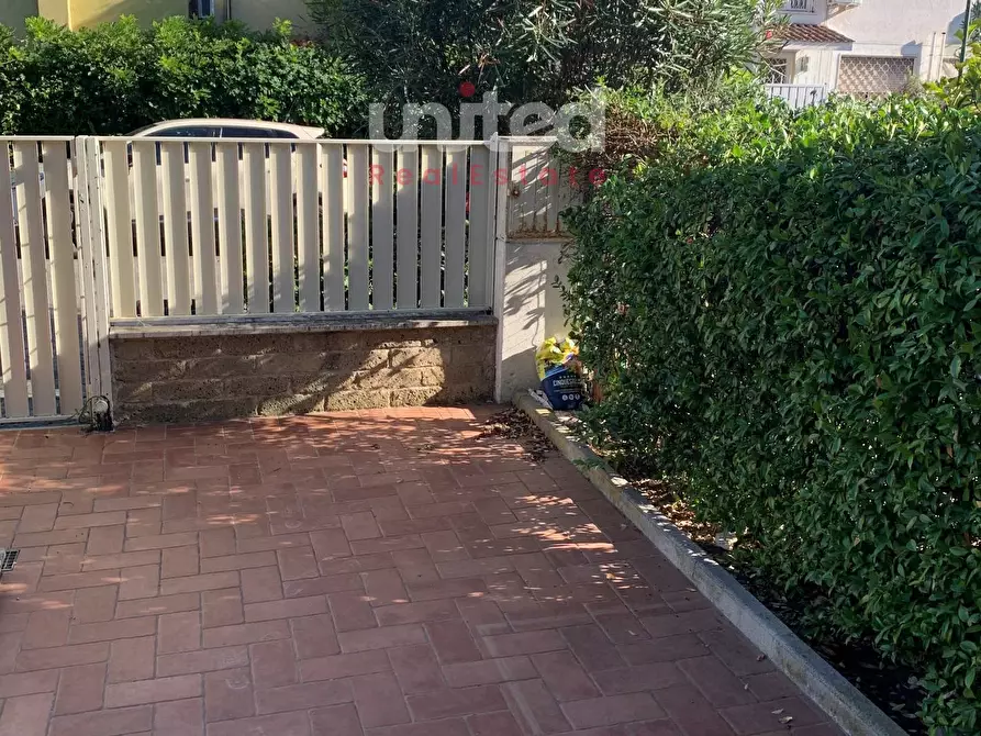 Immagine 16 di Villetta a schiera in vendita  in Via Marciano Di Eraclea a Roma