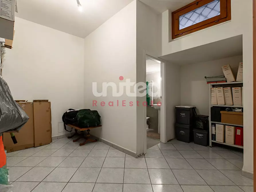 Immagine 21 di Appartamento in vendita  in Via Padre Giuseppe di Marco a Roma