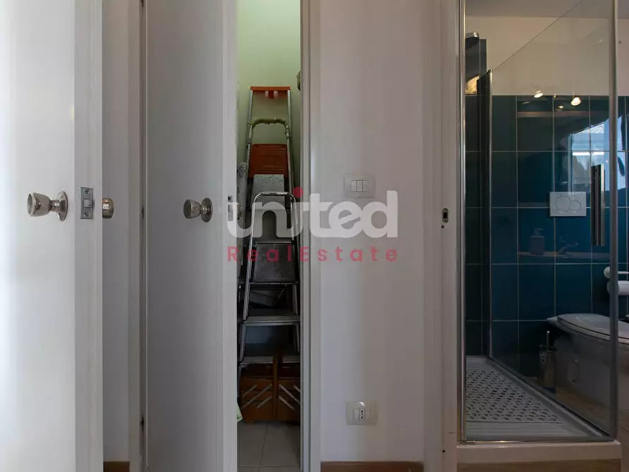 Immagine 22 di Appartamento in vendita  in Via Evemero a Roma