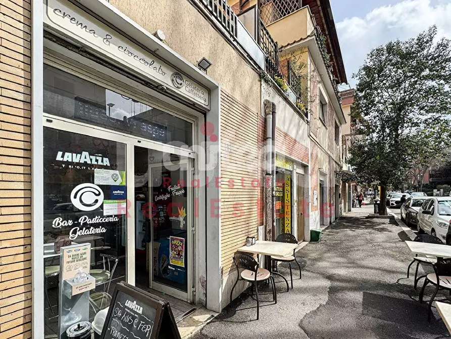 Immagine 20 di Attività commerciale in vendita  in Via Sarsina a Roma
