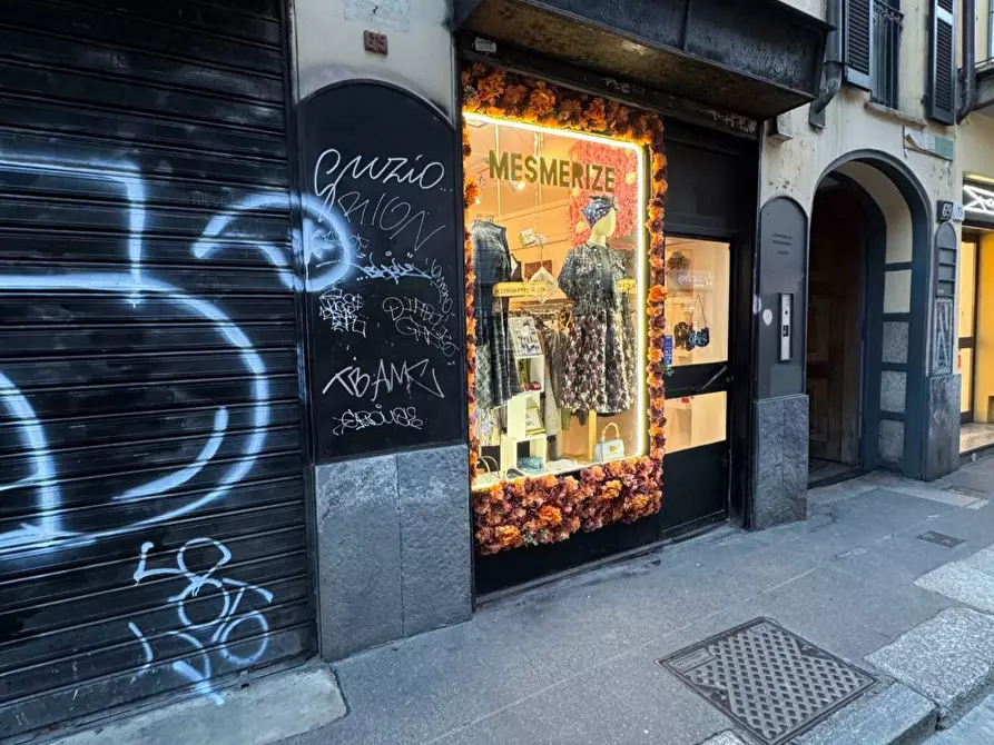Immagine 7 di Negozio in affitto  in Corso Di Porta Ticinese a Milano