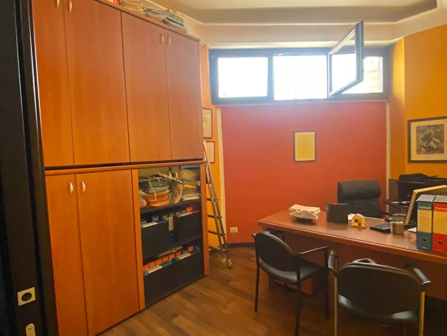 Immagine 13 di Ufficio in vendita  in Viale Regione Siciliana Nord ovest a Palermo
