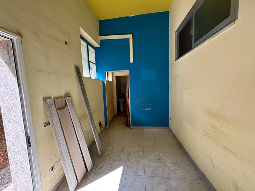 Immagine 15 di Ufficio in vendita  in Via Perpignano a Palermo