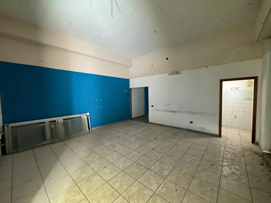 Immagine 19 di Ufficio in vendita  in Via Perpignano a Palermo