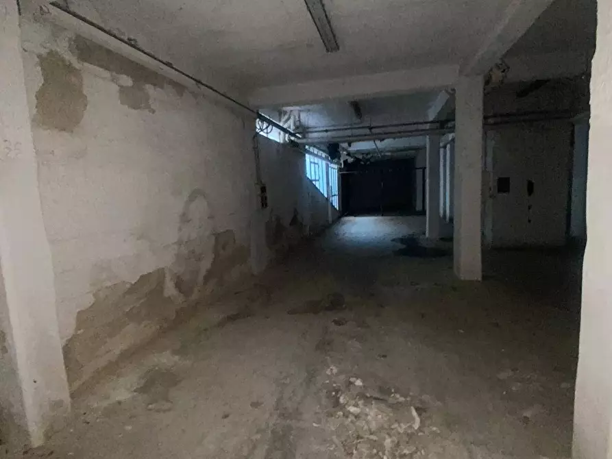 Immagine 11 di Magazzino in affitto  in Via Aurelio f. Di Bella a Palermo