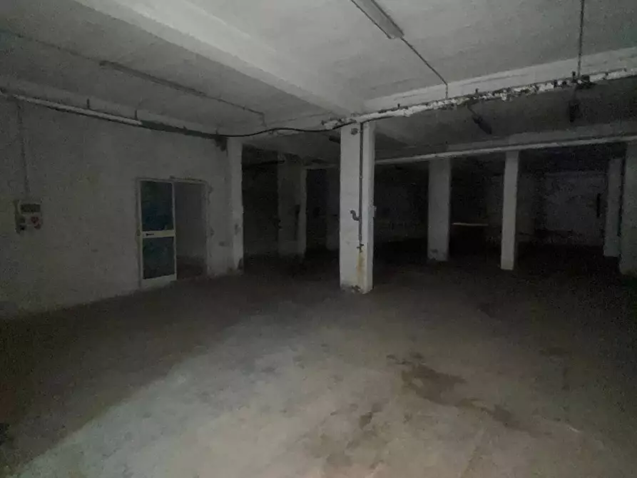 Immagine 14 di Magazzino in affitto  in Via Aurelio f. Di Bella a Palermo